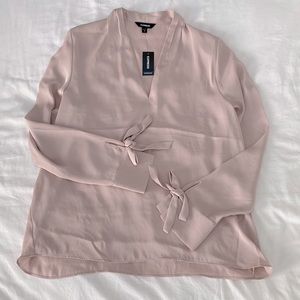 NWT Blush Express Blouse ✨